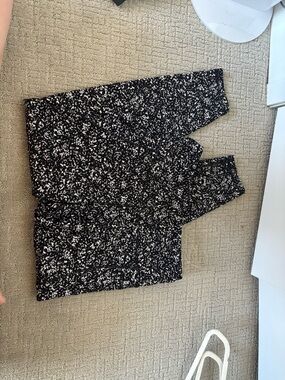 Powersoft Black & White Speckled Leggings